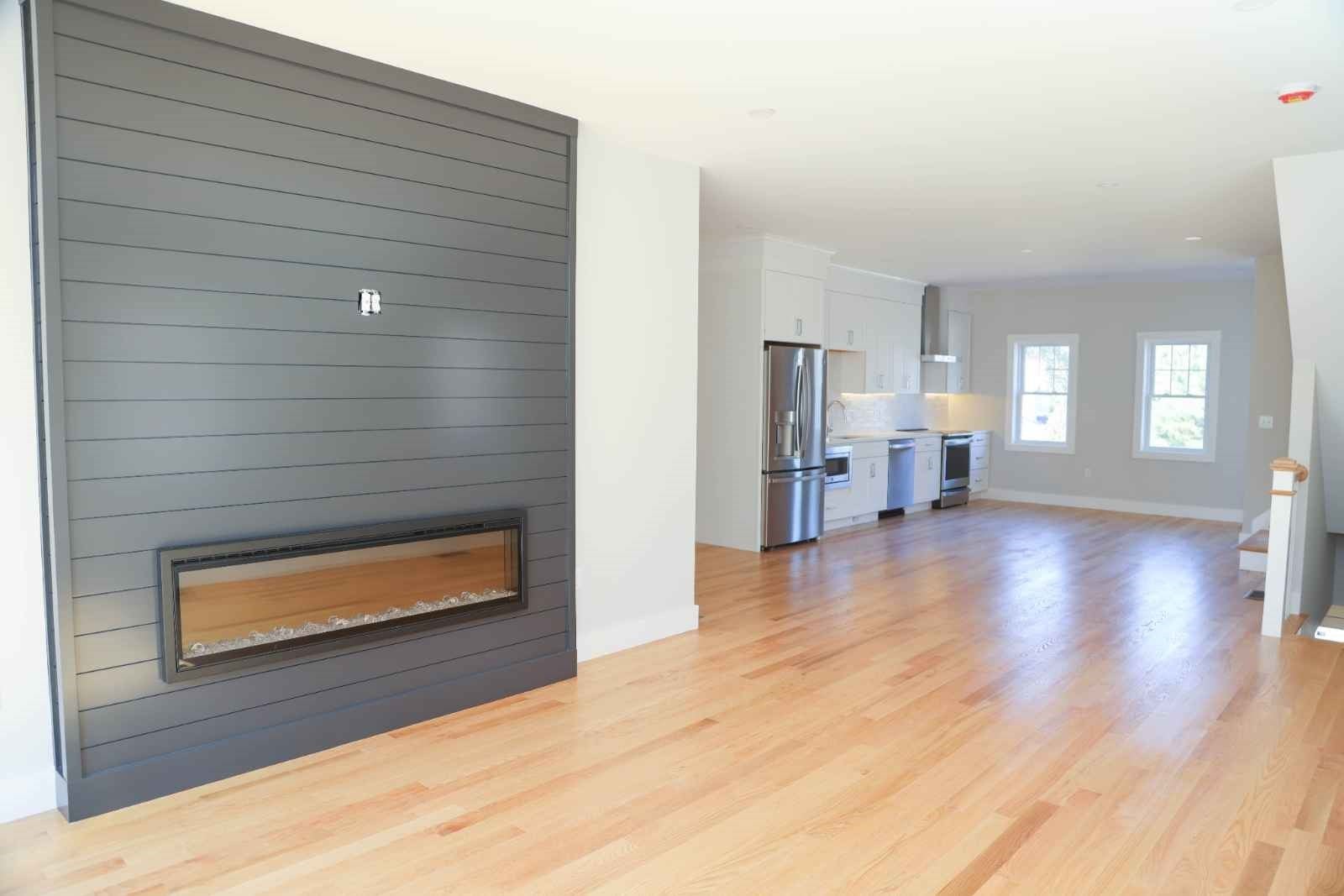 87 Neponset St 87