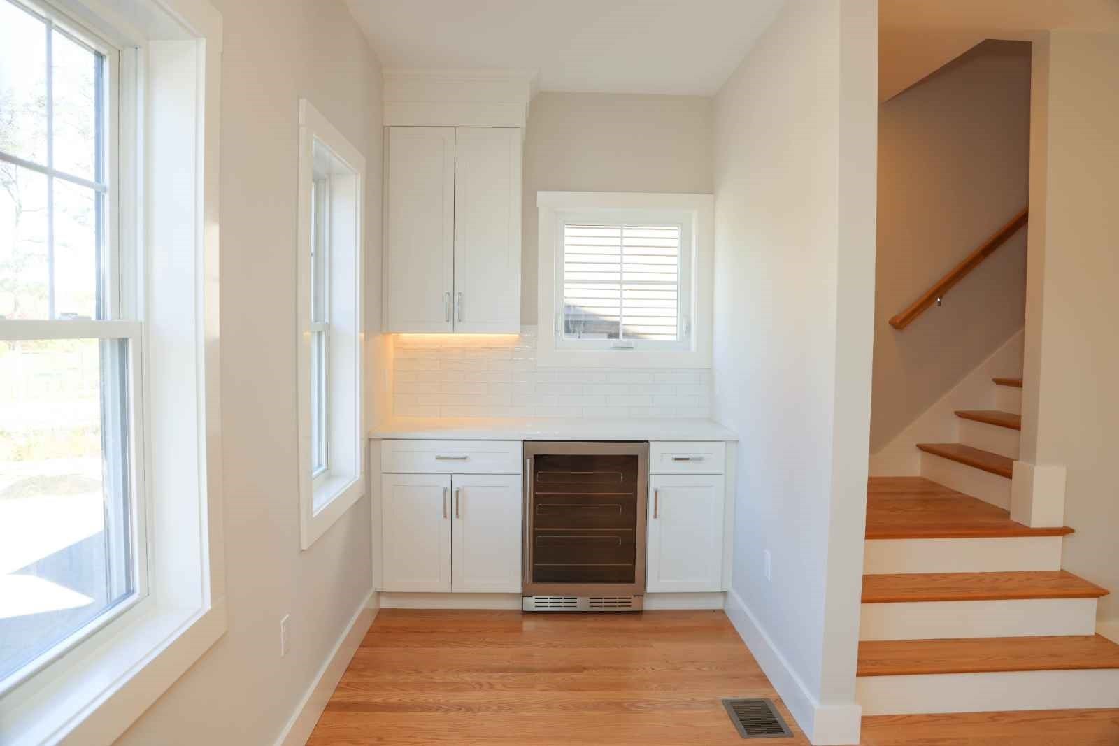 87 Neponset St 87