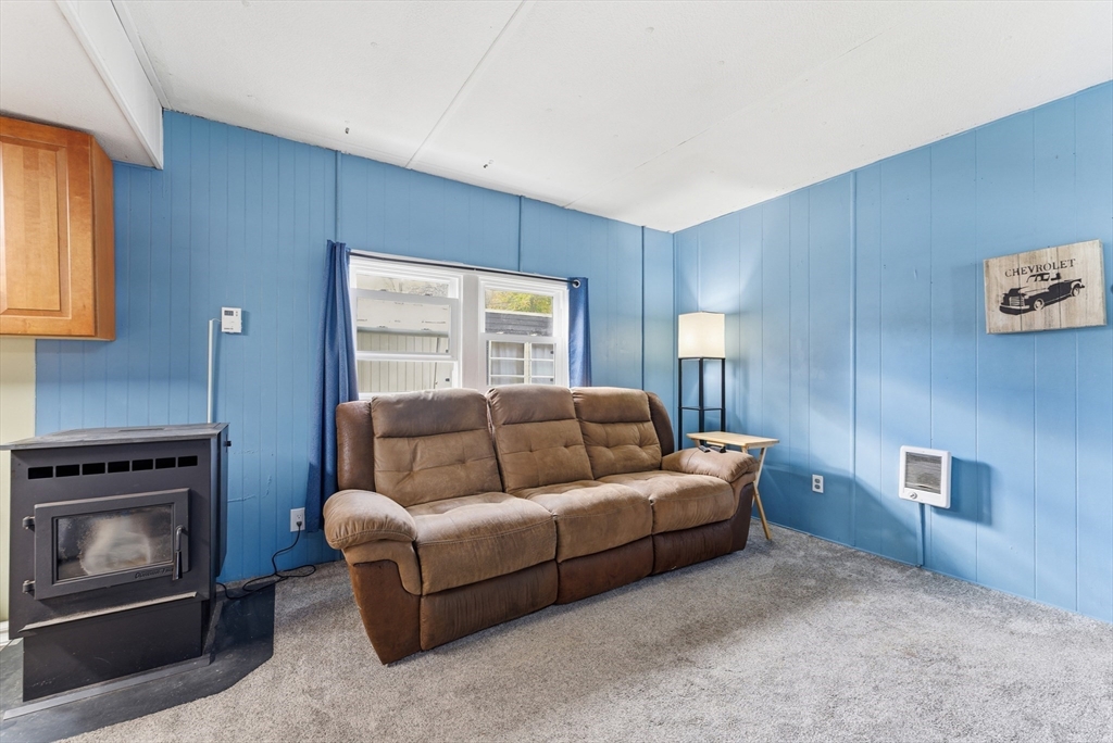 868 Southampton Road 18