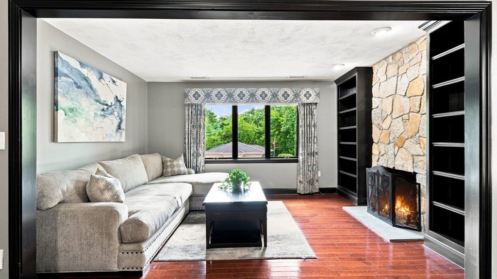 41 Spruce Rd, North Reading, MA Photo #22
