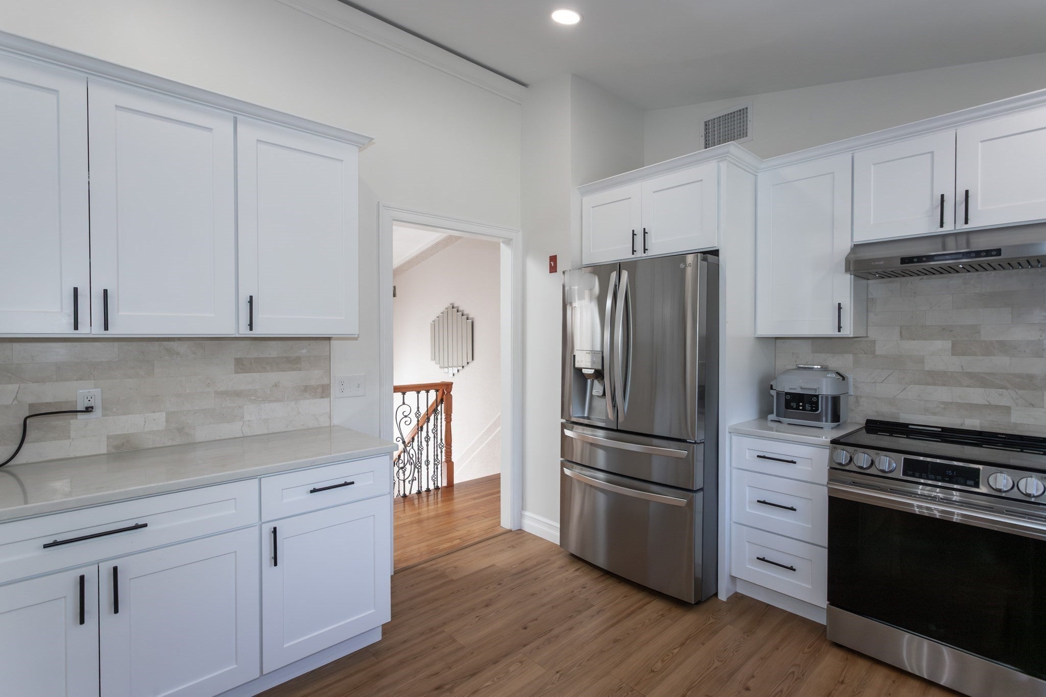 18 Granaudo Cir, Southwick, MA Photo #9