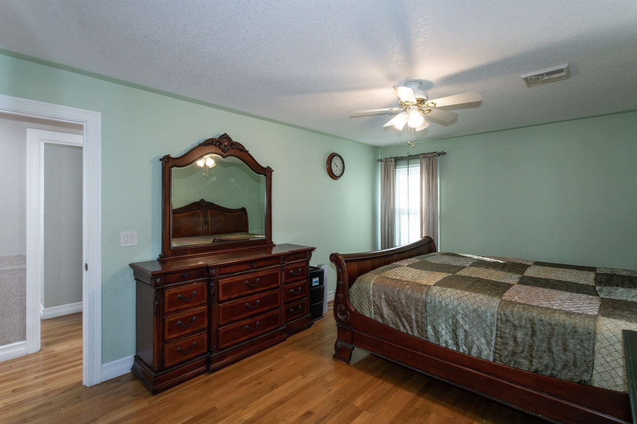 18 Granaudo Cir, Southwick, MA Photo #20