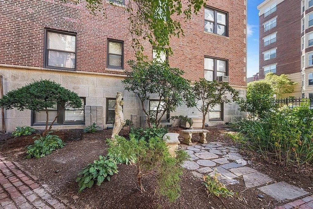 82 Jersey Street #31, Boston, MA Photo #16