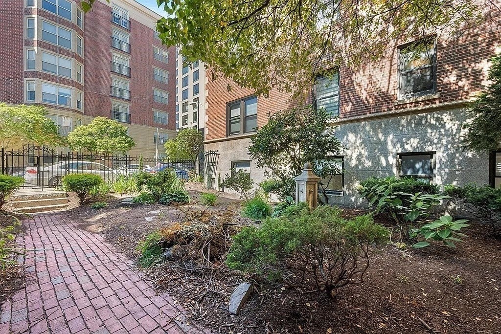 82 Jersey Street #31, Boston, MA Photo #17