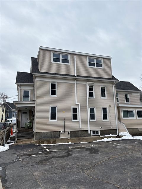 Photo of 97 Washington St #3, Gloucester, MA 01930 (MLS # 73462856)