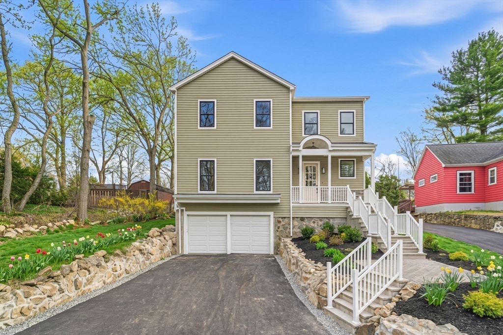 16 Hillside Park