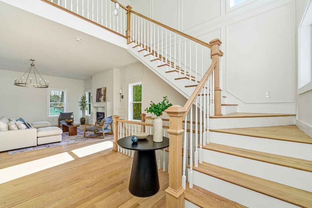 16 Hillside Park