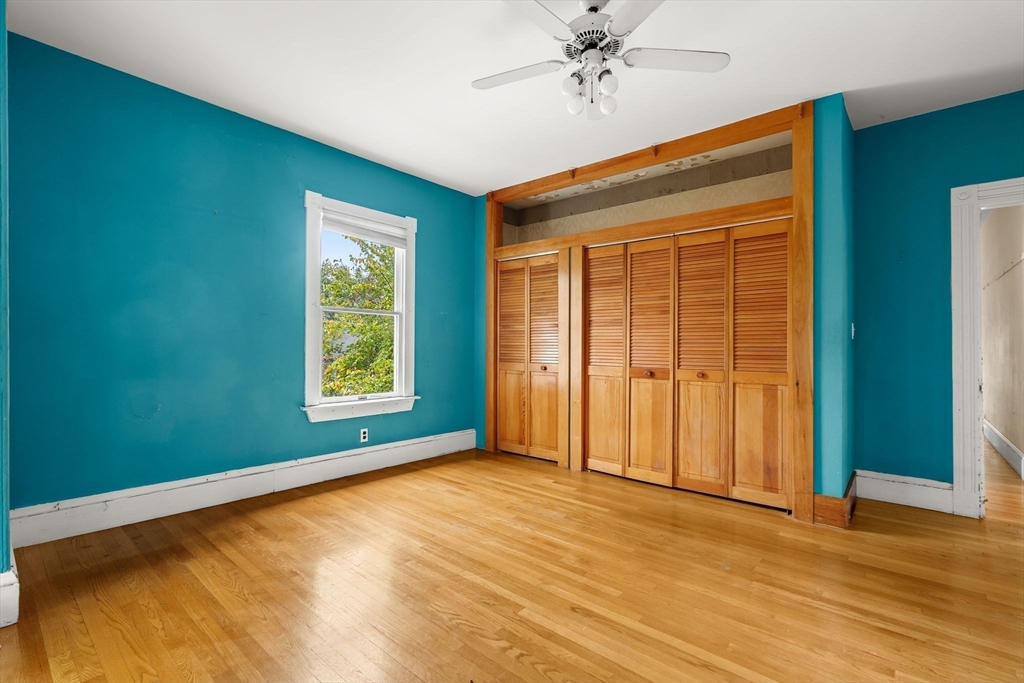 Somerville, Massachusetts 02143, United States, 7 Bedrooms Bedrooms, ,2 BathroomsBathrooms,Residential,Active,231943