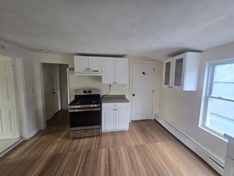 Photo of 111 Brookline Street #3, Lynn, MA 01902 (MLS # 73523641)