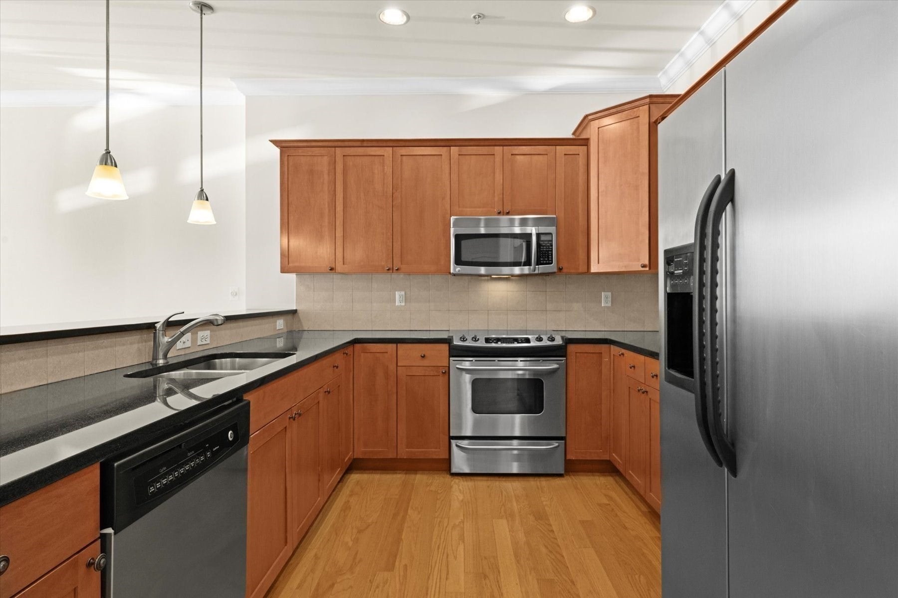 500 Union Street 5209