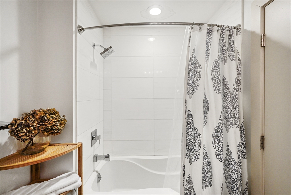 263-265 Northampton St 206