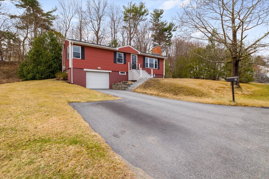 7 Venus Dr