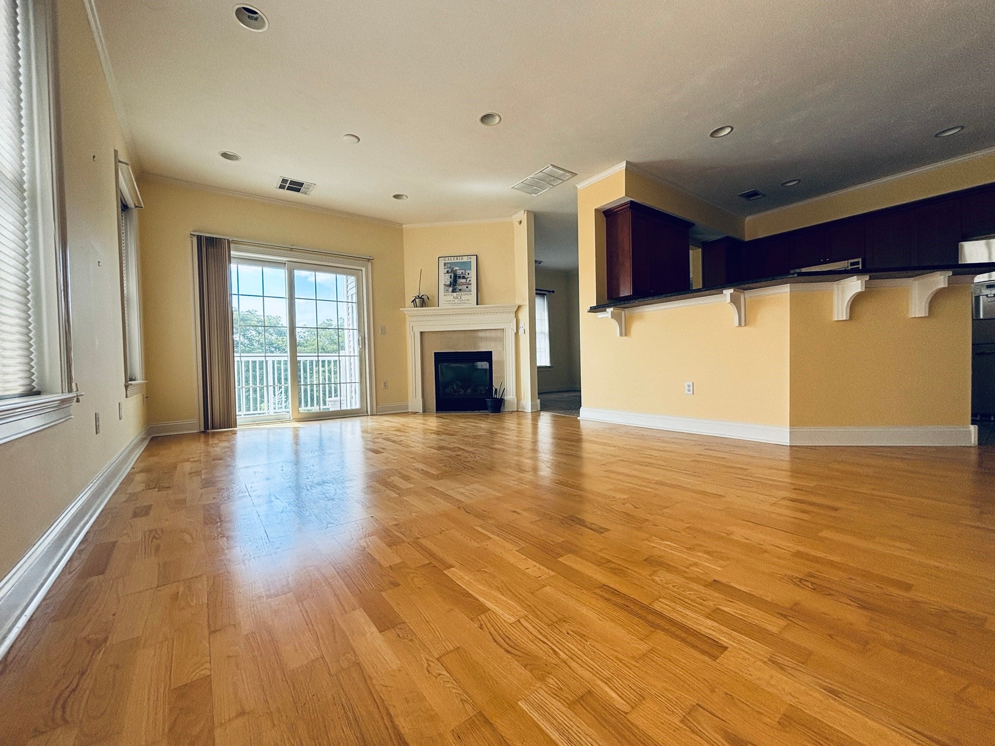 2303 Davenport Avenue 2303