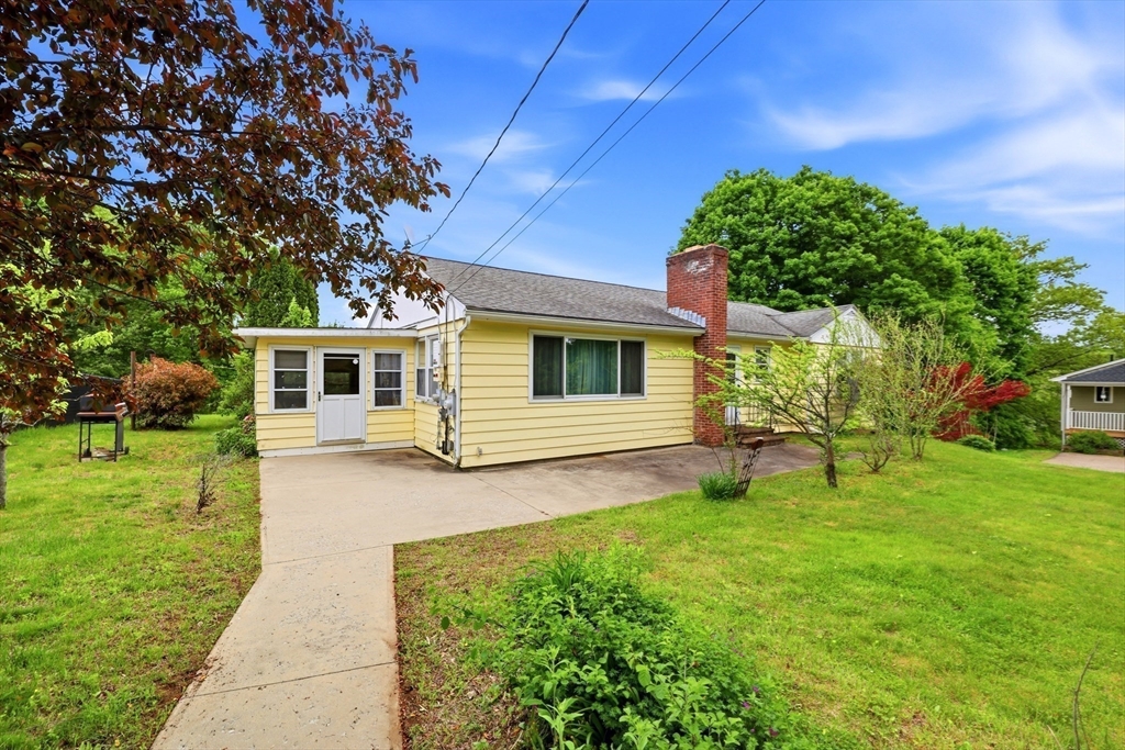 107 South St