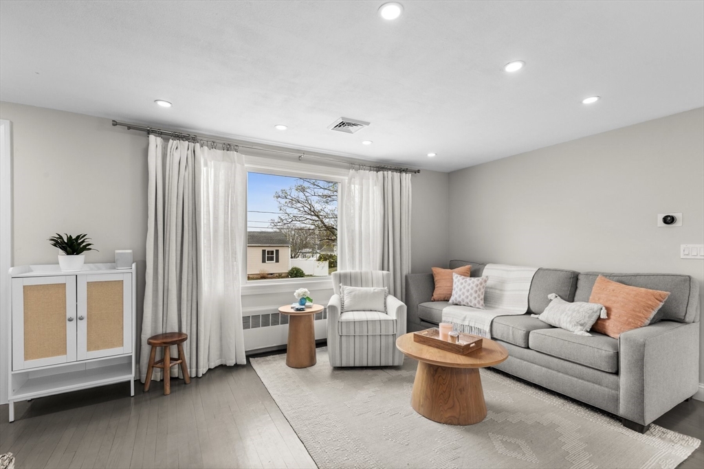 6 Janice Road