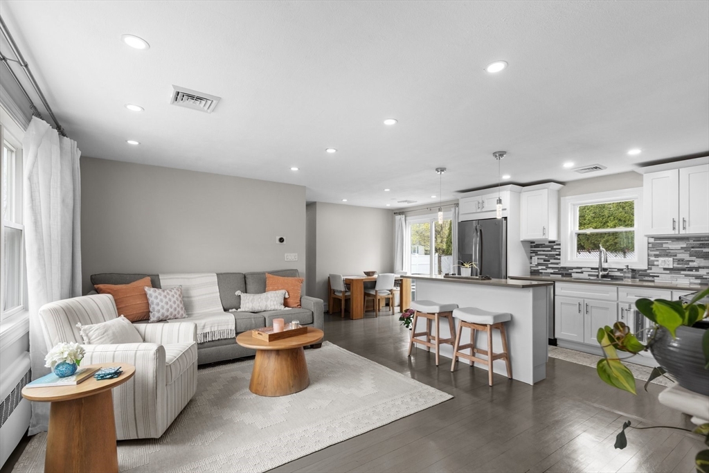 6 Janice Road