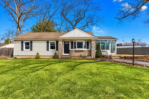 29 Fenton Avenue Attleboro MA 02703