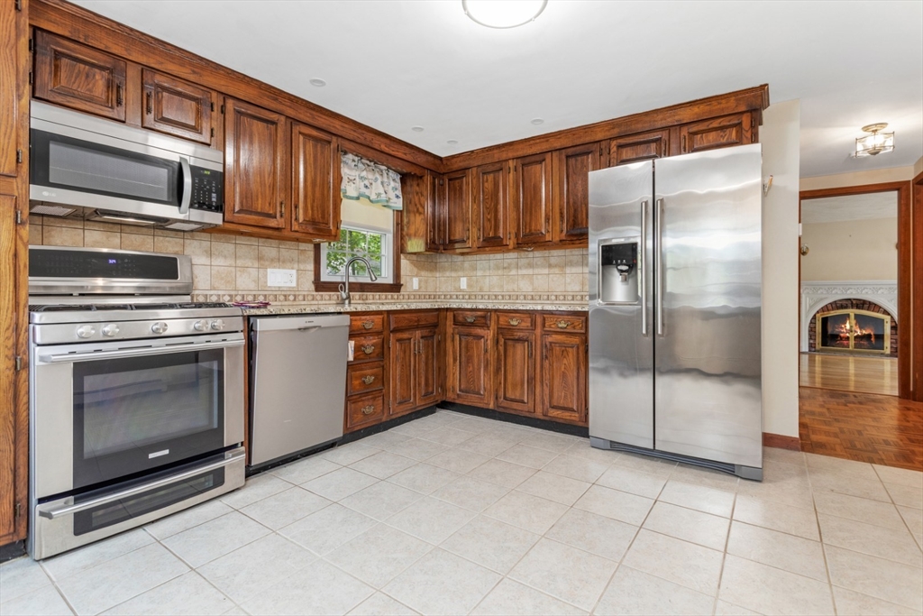 67 Brook Drive, Lynnfield, MA, 67 Brook Drive, Lynnfield, MA Photo #11
