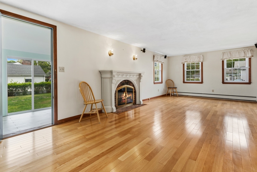 67 Brook Drive, Lynnfield, MA, 67 Brook Drive, Lynnfield, MA Photo #4