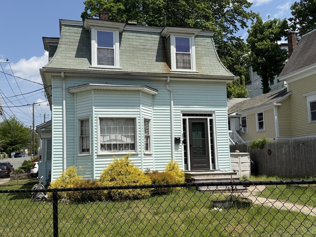 48 Williams Ave
