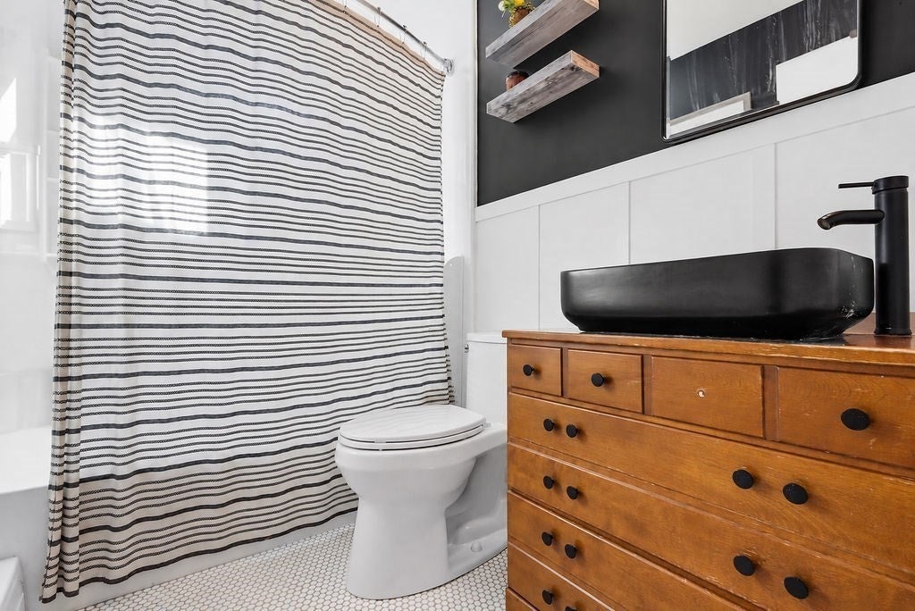 106 Rangeley Ave, Brockton, MA Photo #27