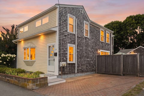 Photo of 39 Pleasant Street, Provincetown, MA 02657 (MLS # 73565795)