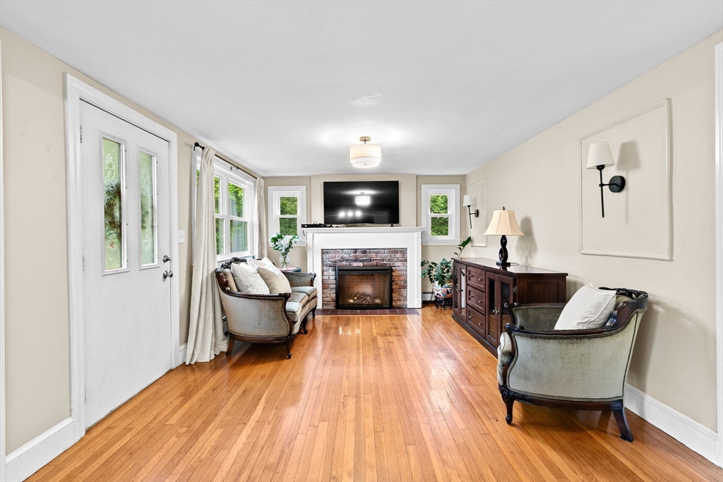 59 Captain Peirce Rd