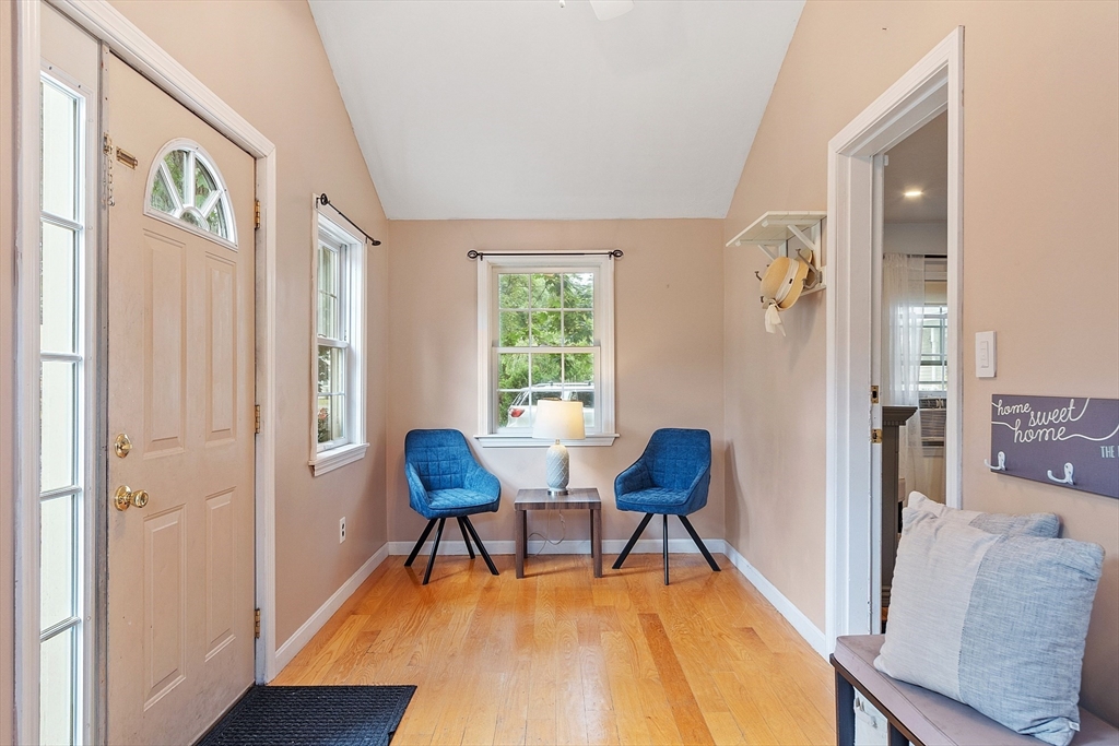 29 Belmont Ave