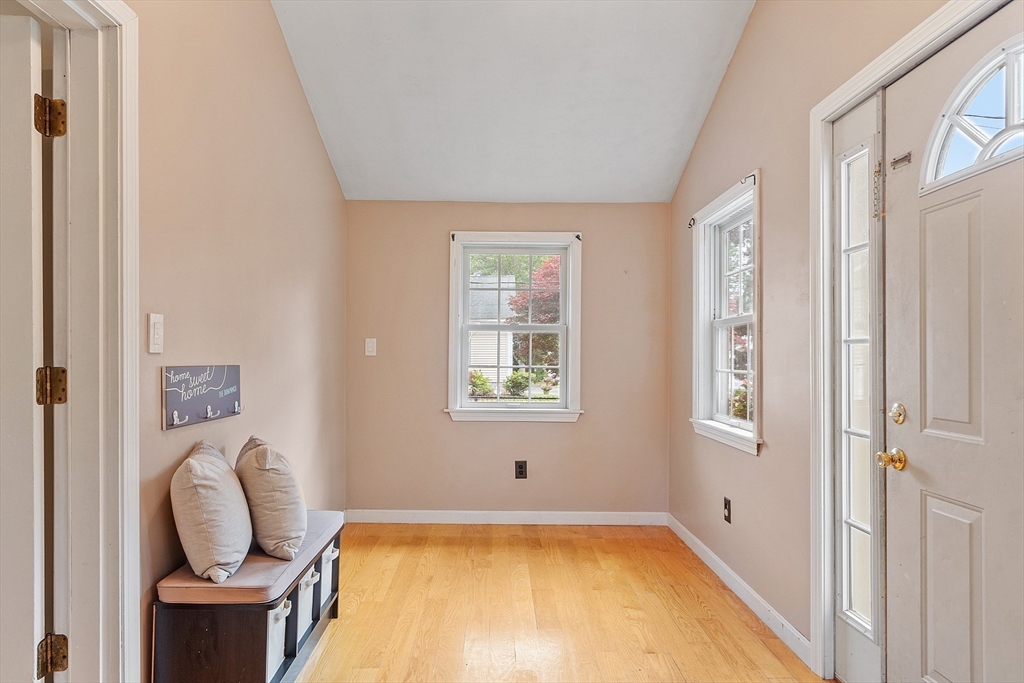 29 Belmont Ave
