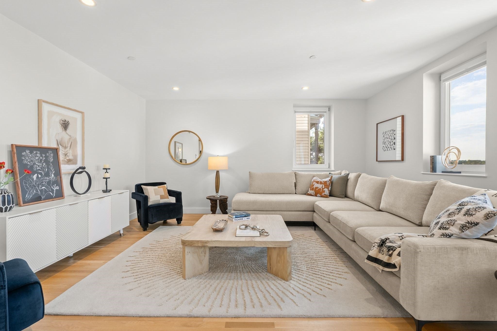 52 Fisher Avenue 302