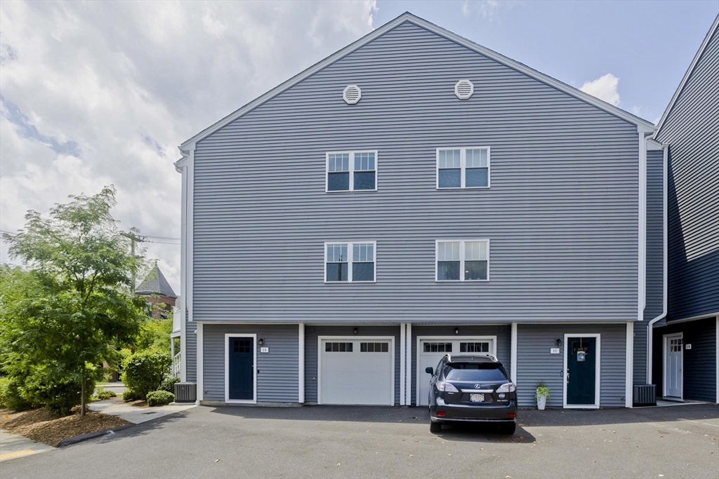 1 Canal St #1D, South Hadley, MA, 1 Canal St #1D, South Hadley, MA Photo #1