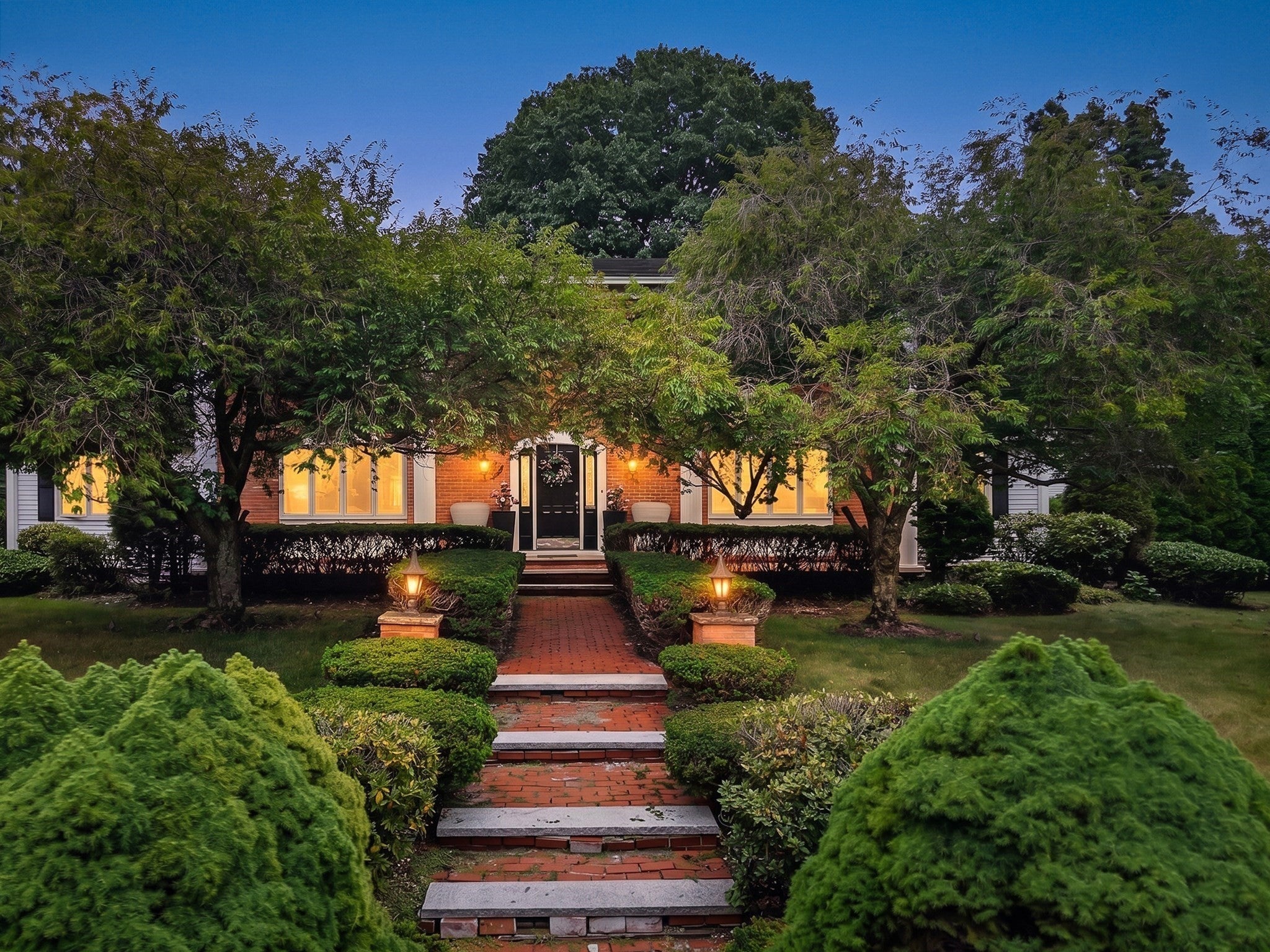Photo of 42 Mountain View Road, Leominster, MA