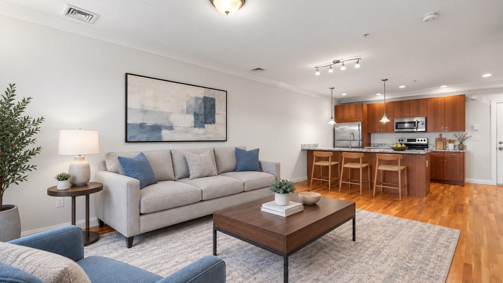 156 Green St 302