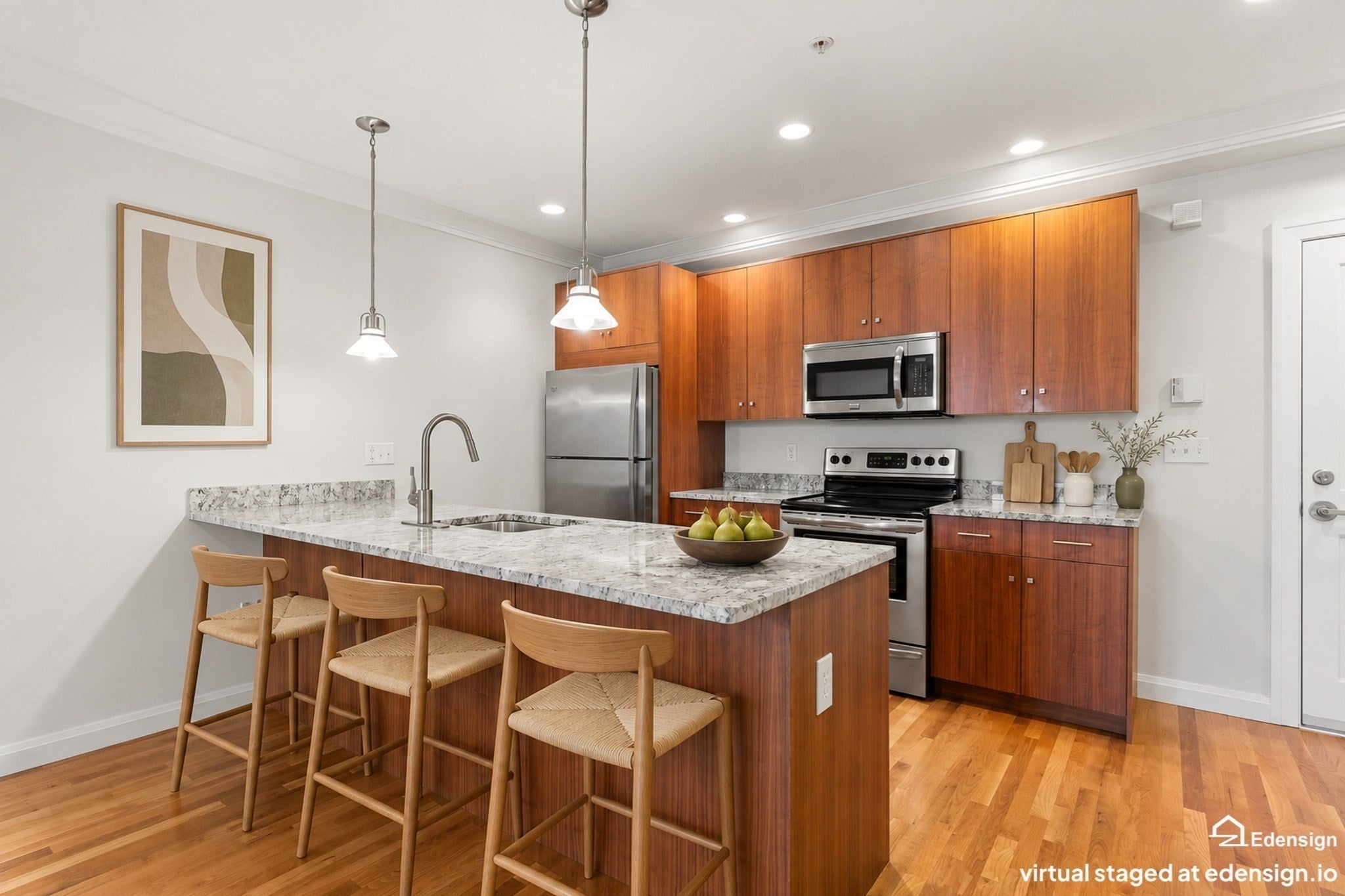156 Green St 302