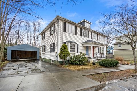 Photo of 15 Loveland St #15, Brookline, MA 02445 (MLS # 73495602)