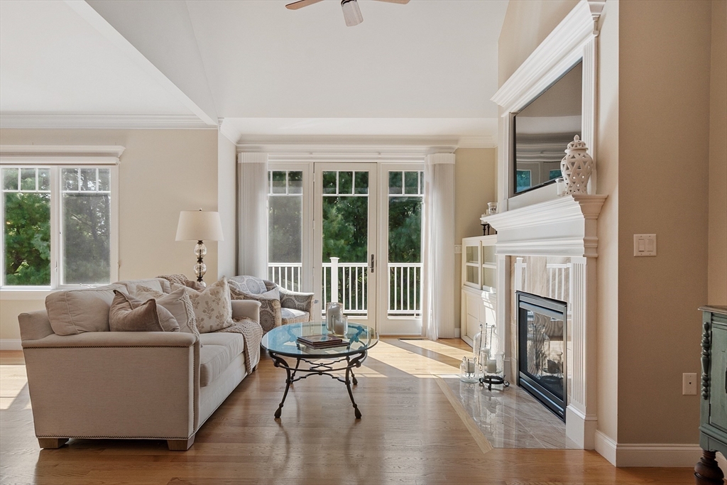 7 Ivana Drive 7