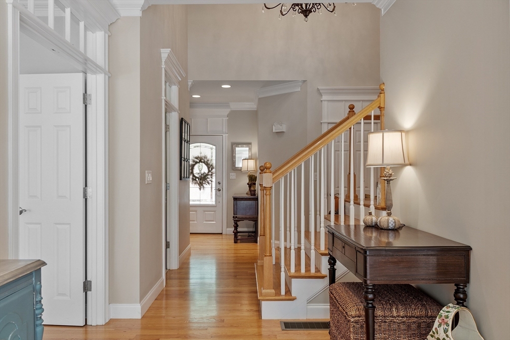 7 Ivana Drive 7