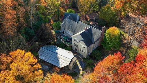 6 Eveningstar Drive Amherst MA 01002