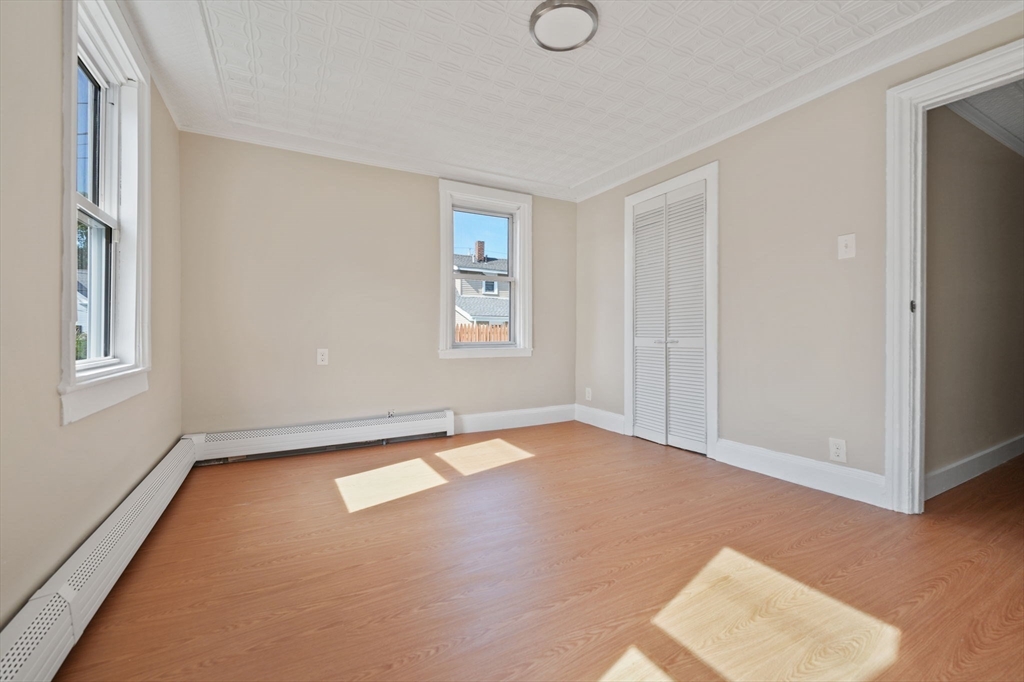 4 Parkin Ct