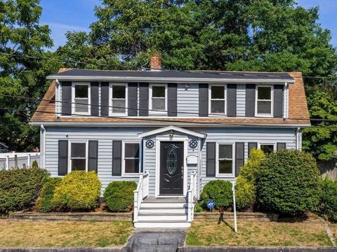 4 Parkin Ct Taunton MA 02780
