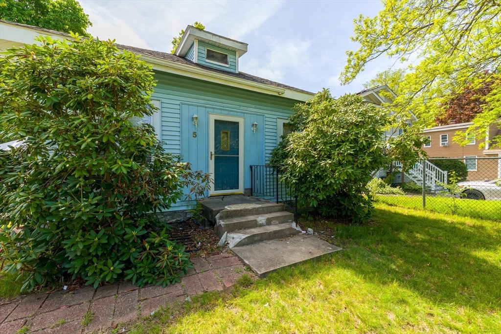 5 Forkey Ave.