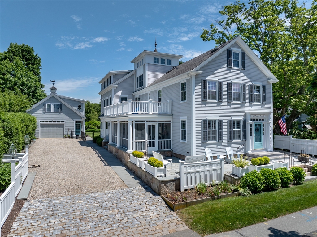 23 Beacon St