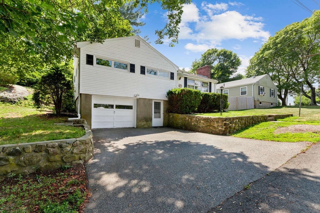 24 Beliveau Dr