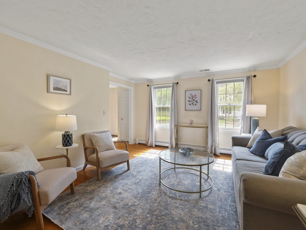 48 Lexington Drive