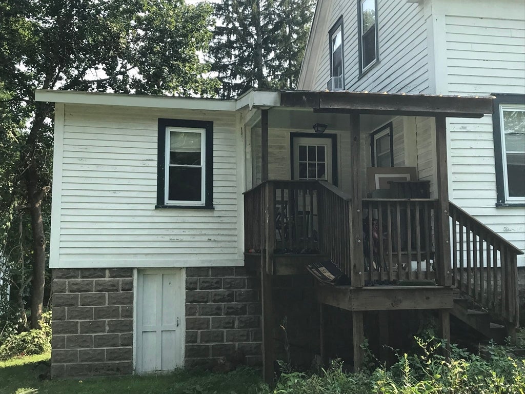 48 Railroad St, Amherst, MA, 48 Railroad St, Amherst, MA Photo #4