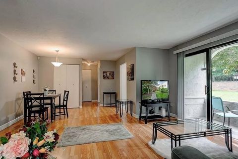 120 Fellsview Ter 121 Stoneham MA 02180