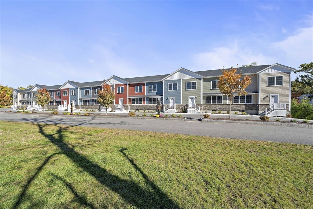 20 Simmonds Blvd. 20