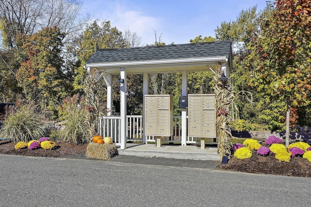 20 Simmonds Blvd. 20