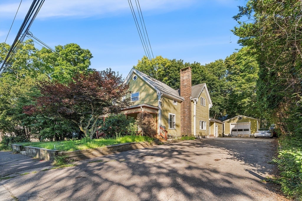 Photo of 56 Park St, Hudson, MA