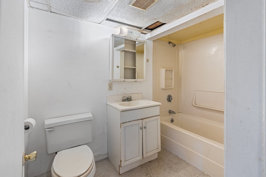 56 Park St, Hudson, MA, 56 Park St, Hudson, MA Photo #33